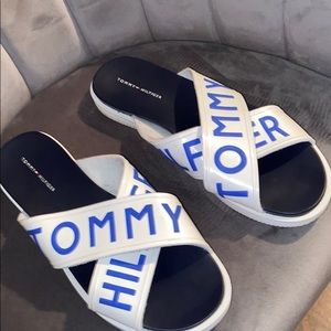 Tommy Hilfiger Cris’s Cross Slides
